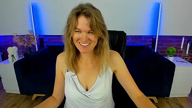 Snapshot of Anabell_xxx chatting on September 28, 5:58 am Anabell xxx online show from September 28, 5:58 am