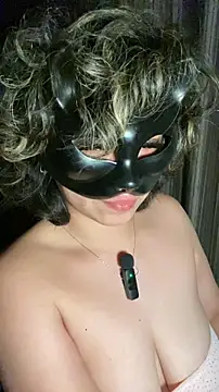 nenalayla online show from February 9, 7:05 pm