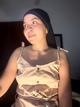 MatchedEyebrow online show from March 2, 9:31 pm