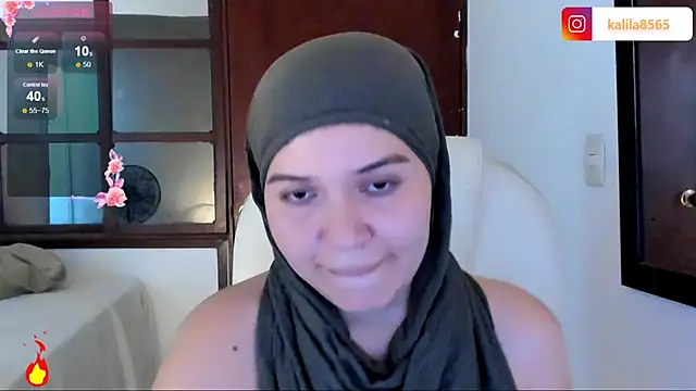 MatchedEyebrow online show from October 10, 9:31 pm