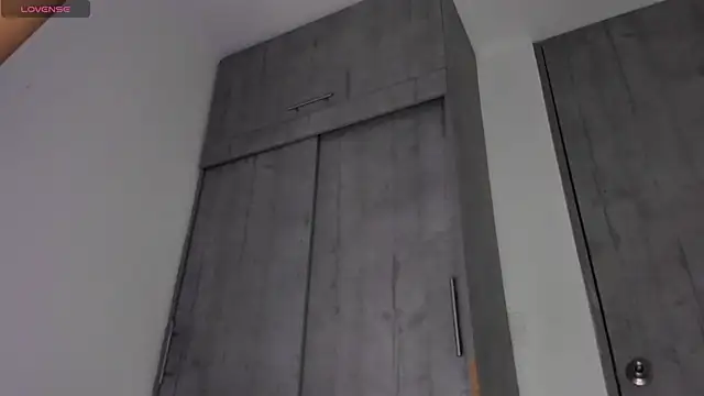 sofiaa snoww online show from March 10, 2:15 am