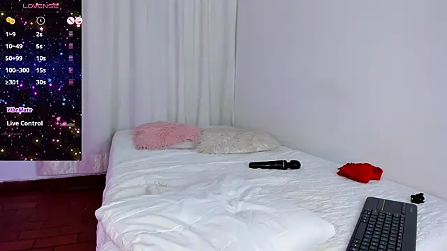 VioletaSotter online show from July 19, 5:26 pm