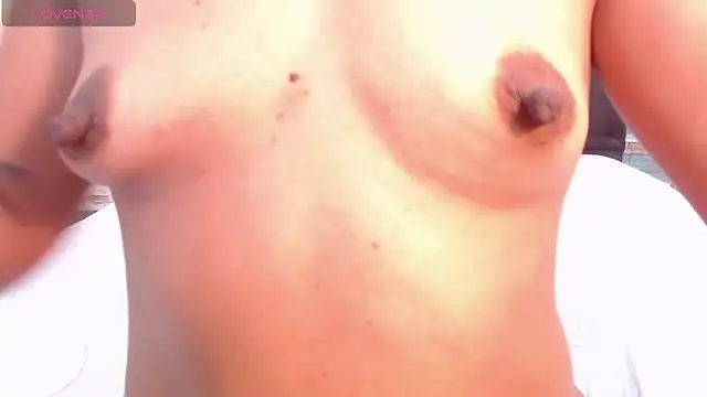 Amy Ronan online show from October 25, 4:58 pm