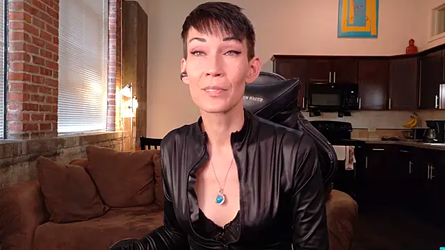 EveEnigma online show from September 20, 1:53 pm