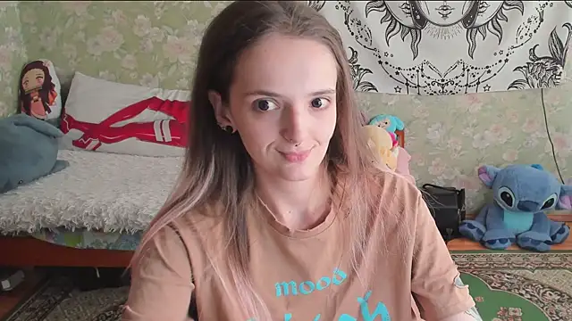 Cutie Adelia online show from July 15, 10:31 am