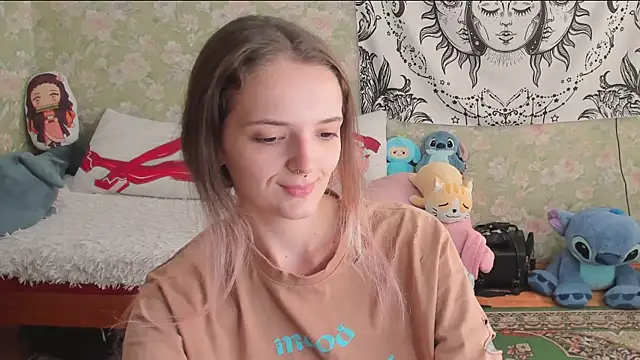 Cutie Adelia online show from July 16, 10:42 am