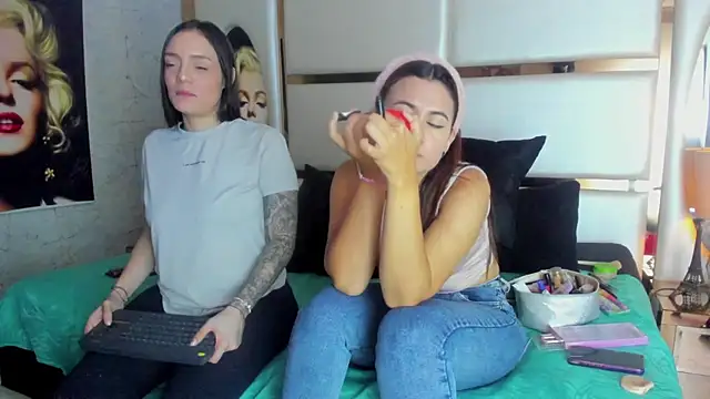 celestestars online show from December 17, 9:19 pm