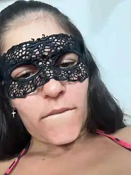 Emmabee123 online show from January 13, 11:31 pm