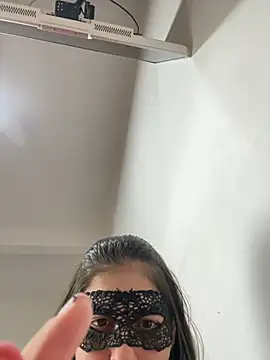 Emmabee123 online show from July 11, 12:10 am