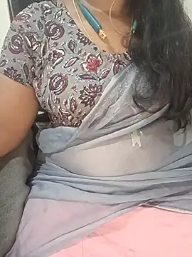 Tamil-hotwife online show from July 28, 6:20 pm
