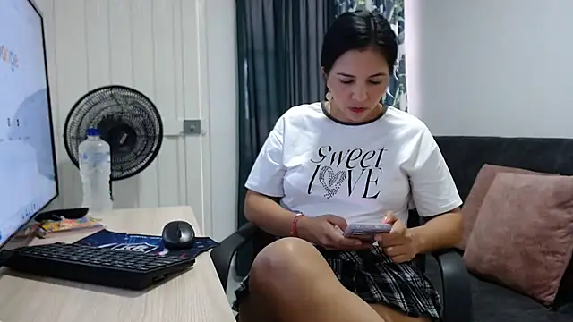 suyayk online show from July 30, 4:30 pm