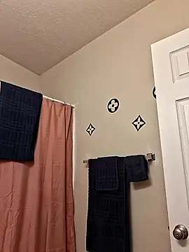 bootiebby online show from October 29, 2:20 pm