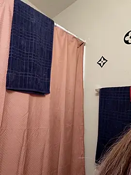 bootiebby online show from February 17, 5:12 pm