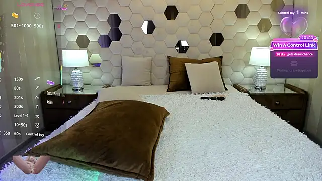 XLindaMilfX online show from April 26, 1:42 pm