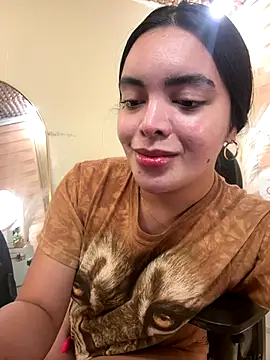 Snapshot of TS-SimplyTheBest chatting on October 19, 10:39 am TS-SimplyTheBest online show from October 19, 10:39 am