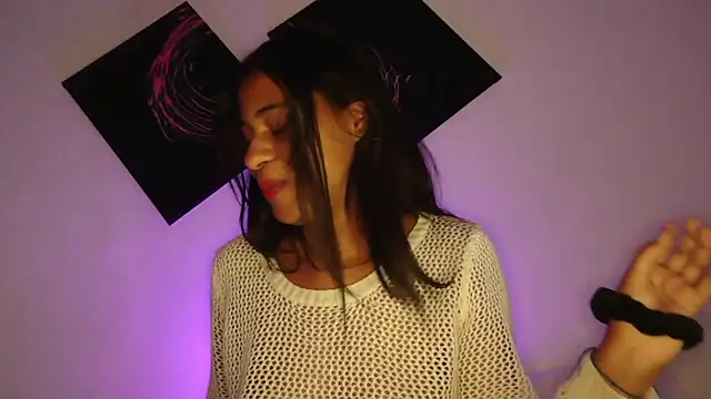 dark enchantress  online show from October 20, 1:08 am