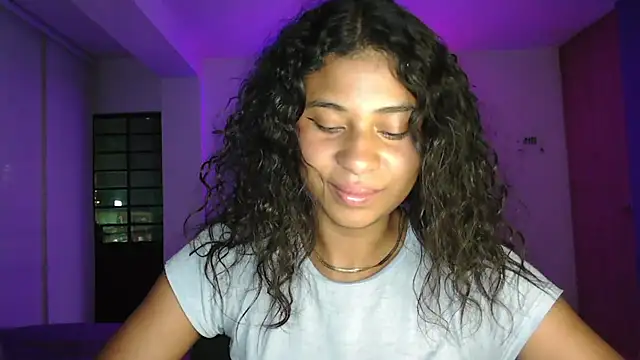 dark enchantress  online show from October 23, 1:11 am