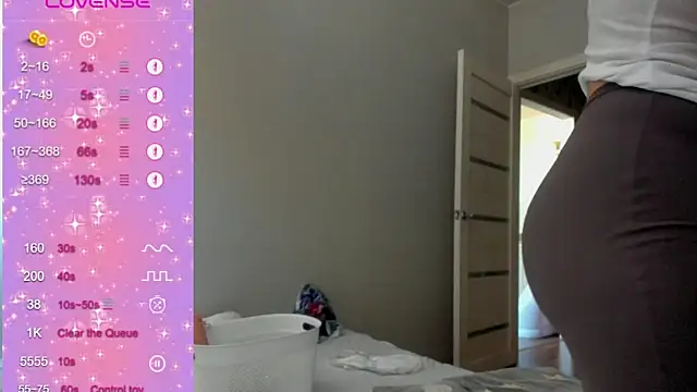 92yourbitch922 online show from May 3, 2:53 pm