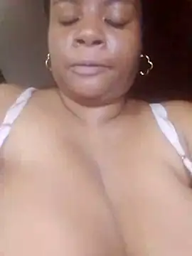 bigtitssxx online show from May 22, 12:30 am