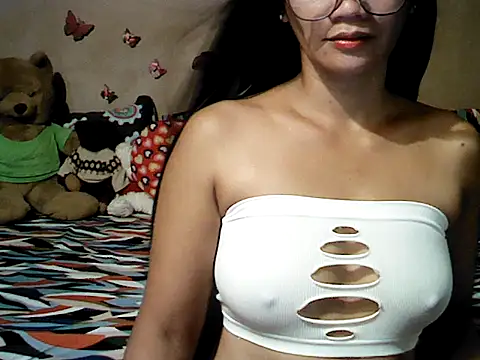 Mia Rein online show from June 14, 9:09 am