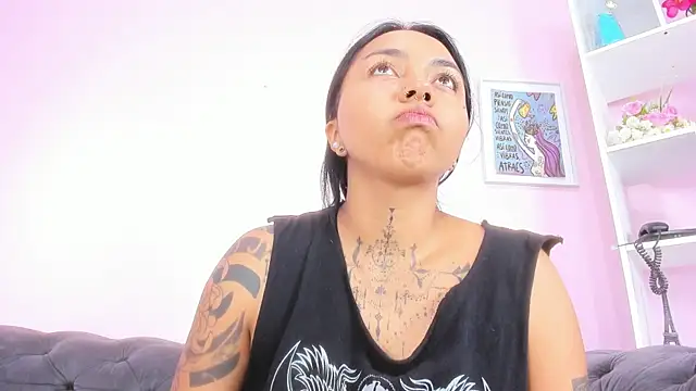 miss soffi  online show from June 24, 12:26 pm