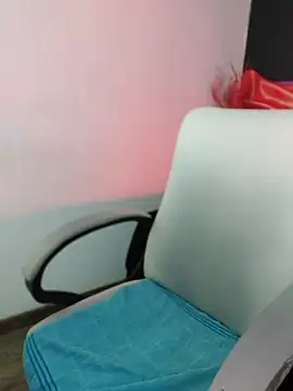 Elinaax online show from July 29, 9:37 pm