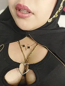 Elinaax online show from June 21, 9:52 pm