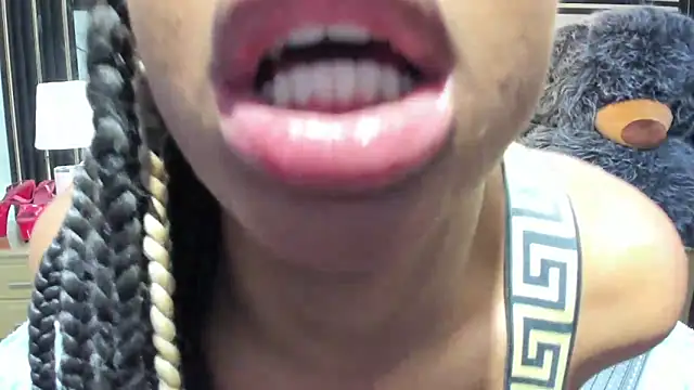 Niyirey1 online show from June 19, 12:41 pm