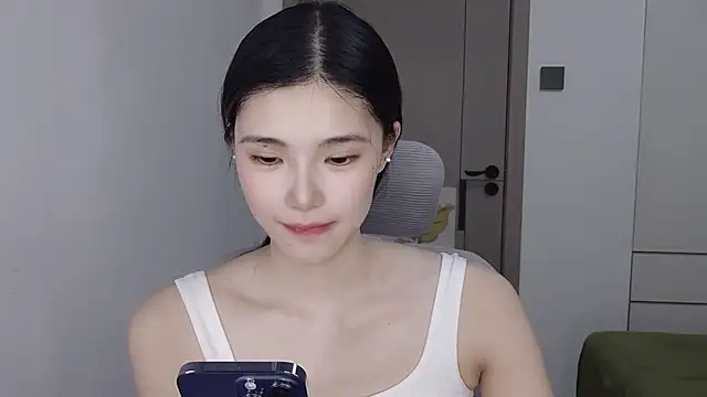 Tibbie-66 online show from May 24, 1:43 pm