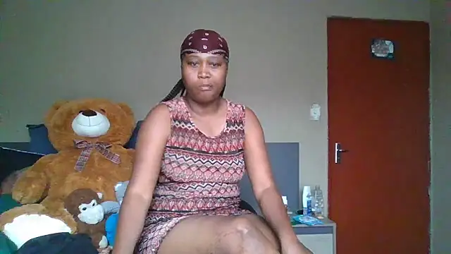 Snapshot of EbonySeductressx chatting on September 23, 2:59 pm EbonySeductressx online show from September 23, 2:59 pm