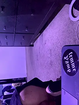 Kik SickSlut88 online show from October 28, 10:58 pm