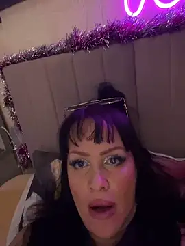 Lolaley2 online show from December 18, 1:49 pm