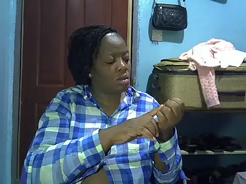 Ebonyceline online show from May 6, 1:09 am