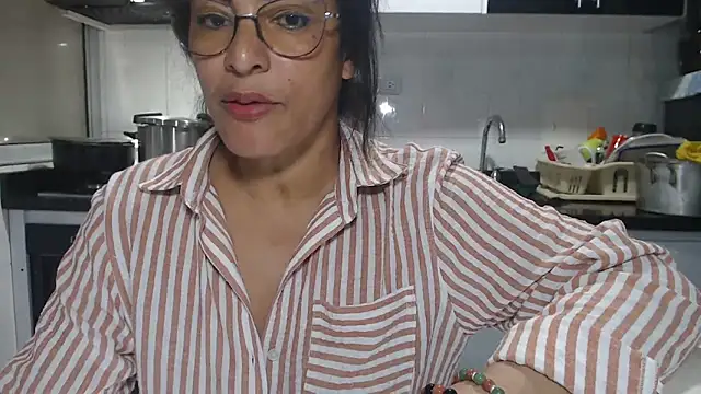 kateleyagrey online show from September 9, 9:58 pm