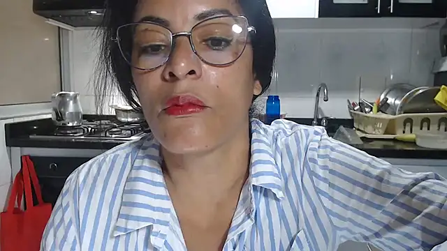 kateleyagrey online show from September 15, 1:19 pm