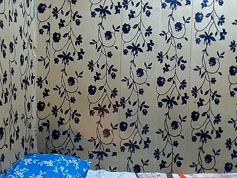 UrtemptationsMistress69 online show from February 18, 9:19 am