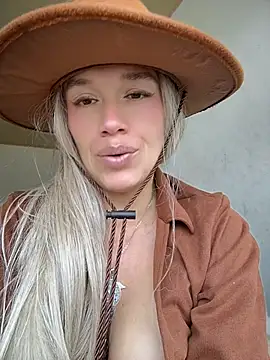 sexymarilyncolombia online show from July 28, 3:21 pm
