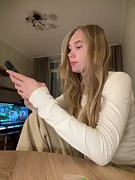 MariaTull online show from March 4, 11:11 pm