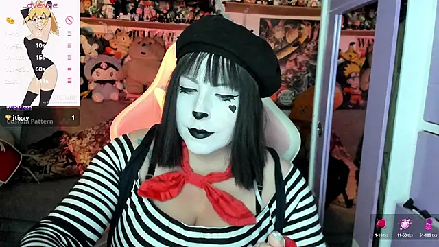 candyy new online show from July 30, 4:08 pm