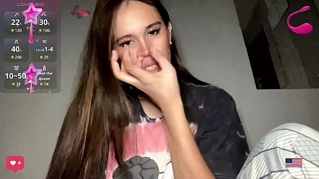 MeganEmmaWilson online show from July 19, 6:37 am