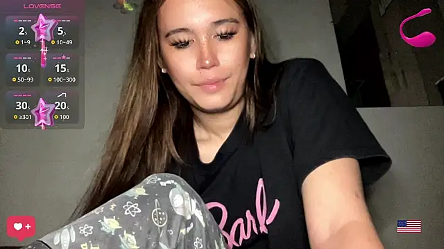 MeganEmmaWilson online show from June 20, 3:37 pm