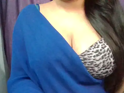 Shikha39 online show from July 22, 7:15 pm