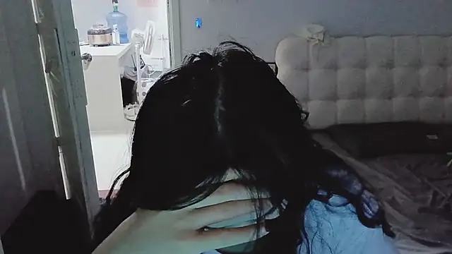 QiuPeiPeimmm online show from December 1, 2:09 pm