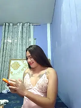 lady kim boner online show from February 3, 6:51 am