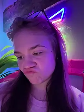 Cutiepiespanks online show from December 18, 7:07 pm