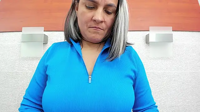 allice green online show from July 29, 1:16 am