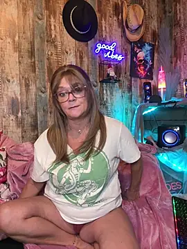 cowgirlc online show from November 6, 3:56 am