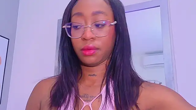 MiaMidnnightt online show from July 29, 12:05 pm