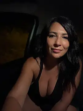 Cataleya80 online show from July 8, 9:39 pm