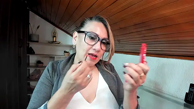 yayita mature online show from April 30, 9:52 pm